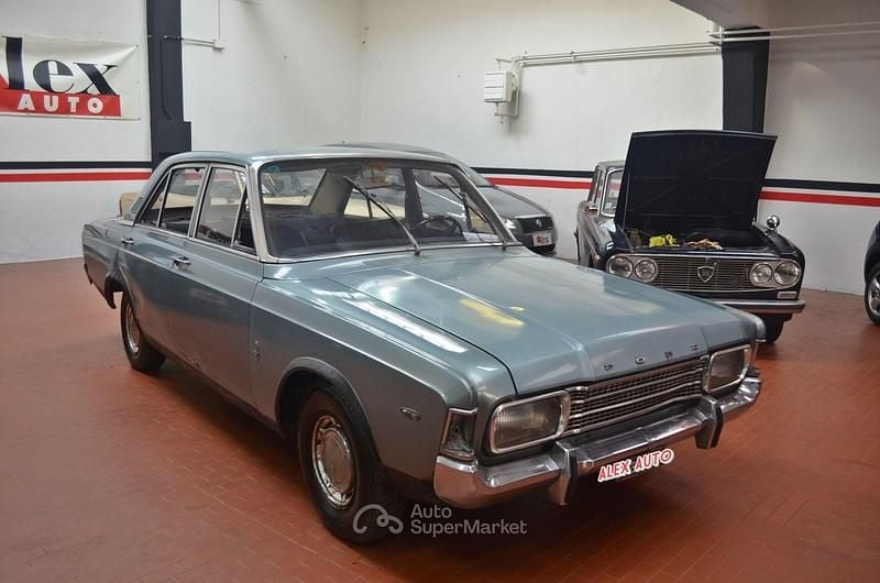 Usata Ford Taunus 75 CV (55 kW) 1970 Grigio Berlina