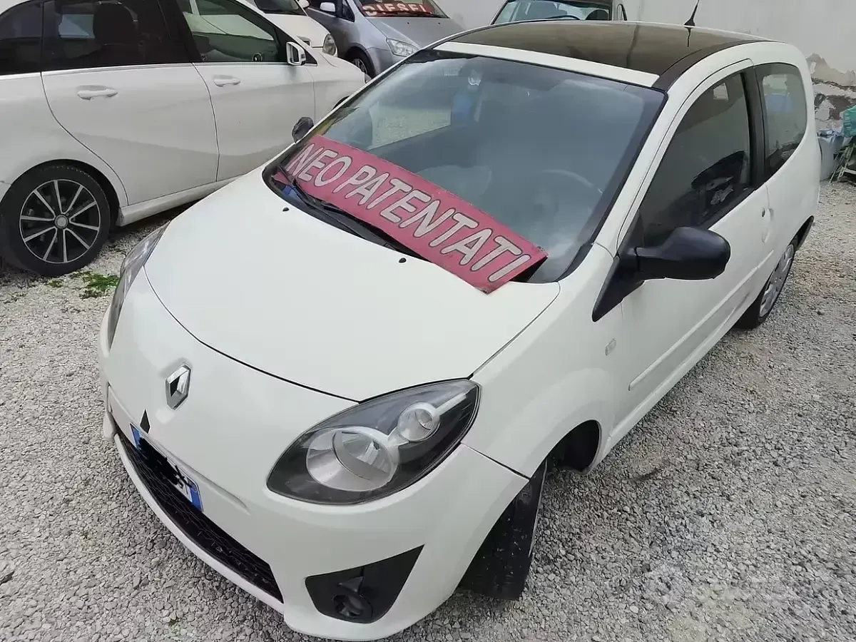 Usata Renault Twingo 75 CV (55 kW) 2012 Beige Utilitaria