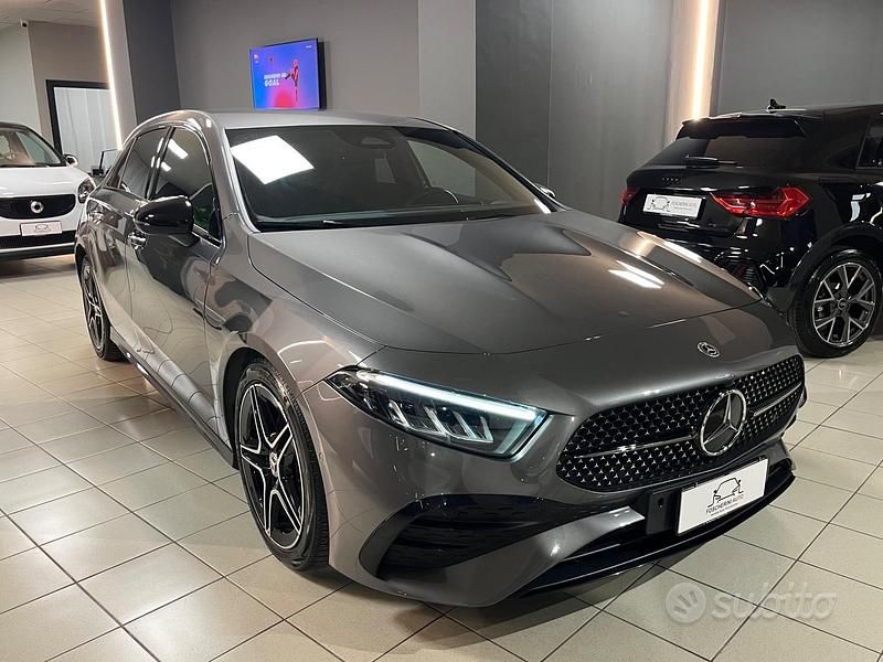 Usata Mercedes A180 Premium Plus 116 CV (85 kW) 2023 Grigio Berlina