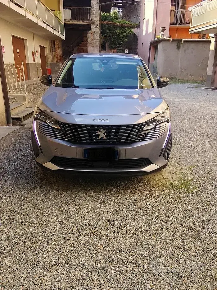 Usata Peugeot 3008 120 CV (88 kW) 2022 Grigio SUV