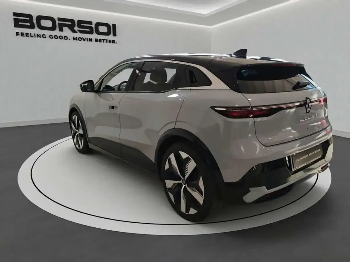 Usata Renault Megane E-Tech Techno 55 kW (75 CV) 2023 Grigio aviation SUV