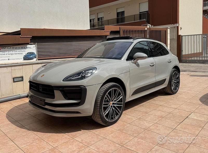 Gebraucht Porsche Macan 265 PS (194 kW) 2022 Grau SUV