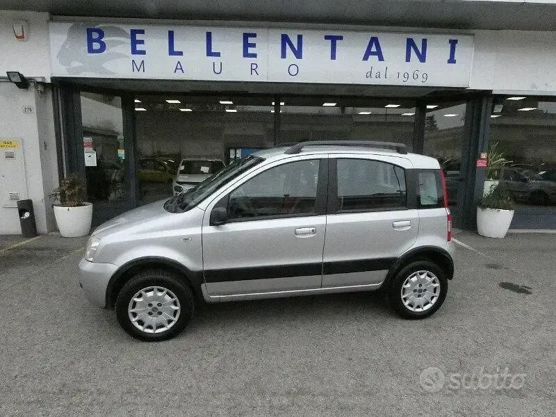Usata Fiat Panda 4x4 Climbing 60 CV (44 kW) 2006 Utilitaria