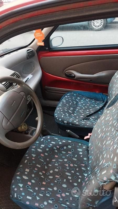 Usata Fiat 600 2004 Rosso Berlina