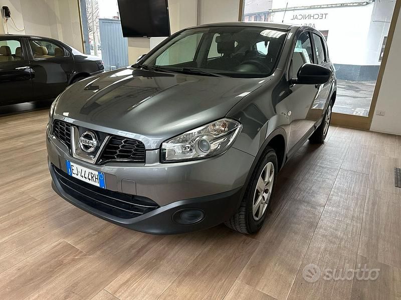 Usata Nissan Qashqai Visia 110 CV (80 kW) 2012 Grigio SUV