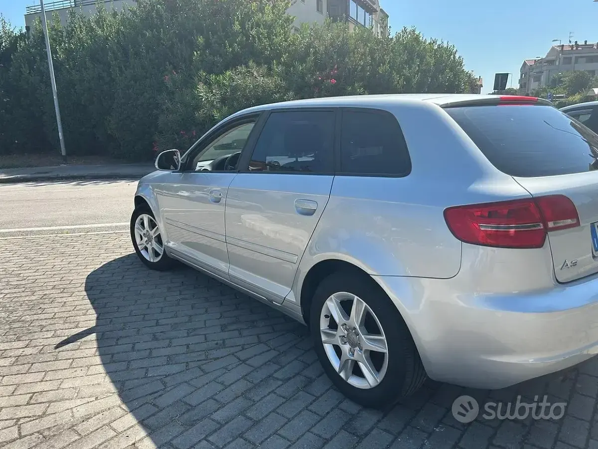 Usata Audi A3 Sport 90 CV (66 kW) 2010 Grigio Utilitaria