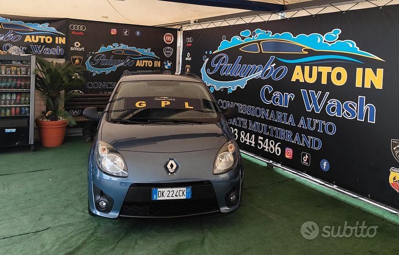 Usata Renault Twingo Dynamique 58 CV (42 kW) 2007 Blu Utilitaria