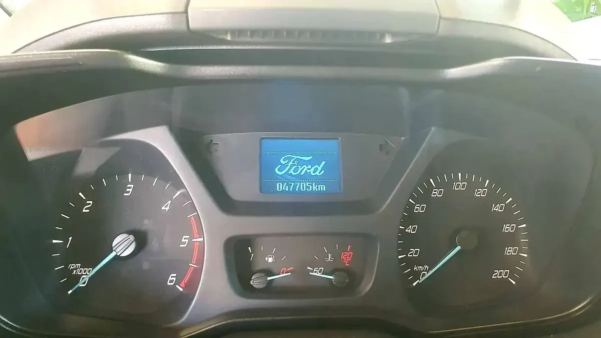 Usata Ford Transit Custom Trend 155 CV (114 kW) 2015 Argento Station wagon