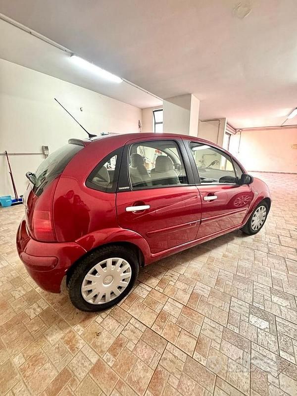 Usata Citroën C3 68 CV (50 kW) 2005 Rosso Utilitaria