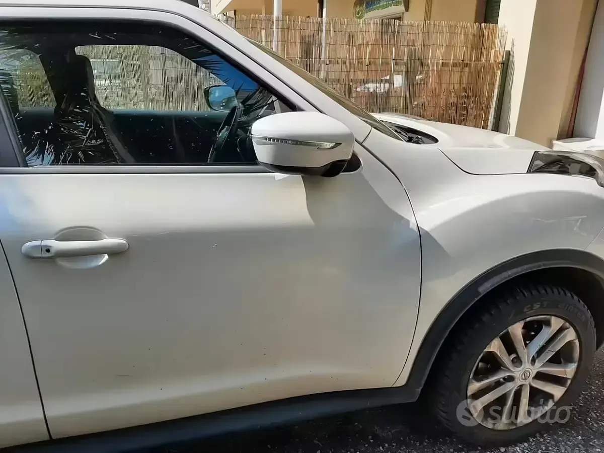 Usata Nissan Juke N-Connecta 110 CV (80 kW) 2016 Bianco SUV