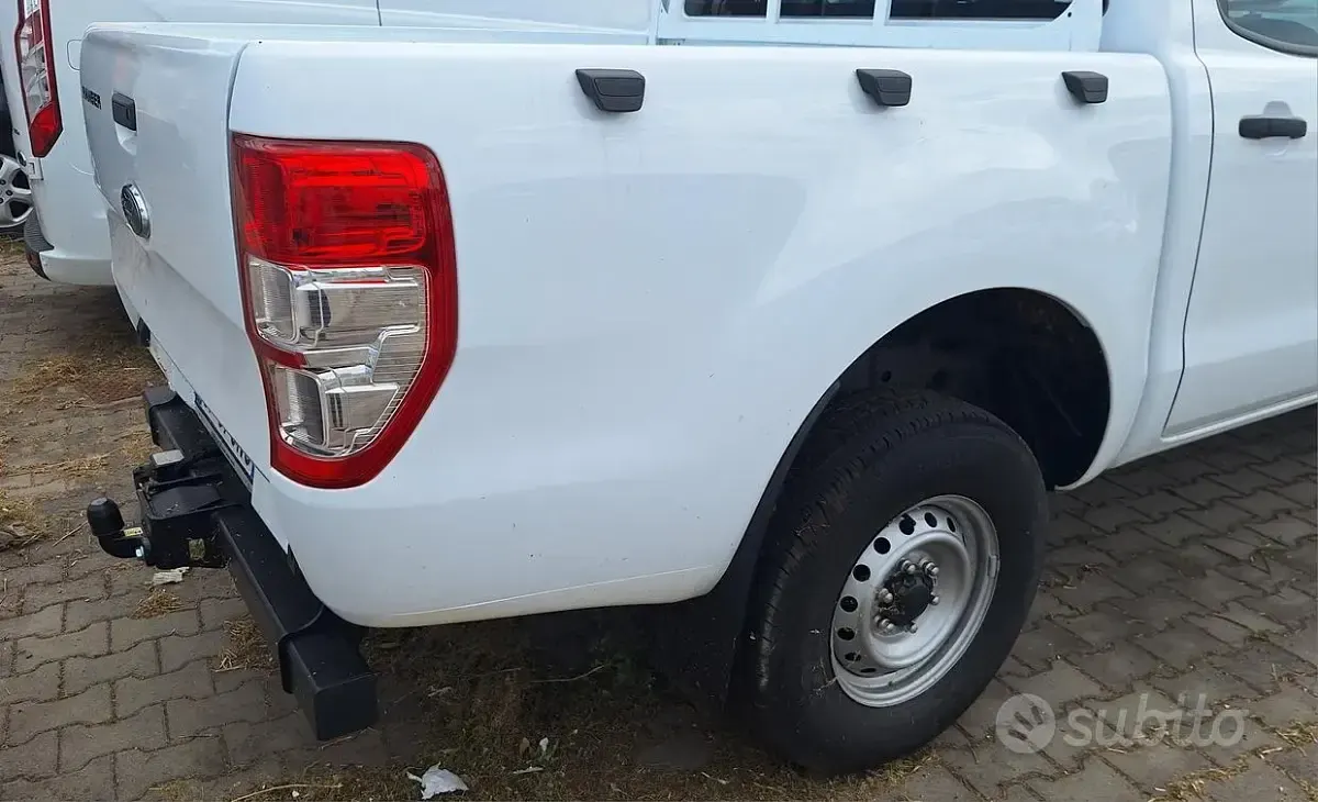 Usata Ford Ranger 170 CV (125 kW) 2023 Bianco Pick-up