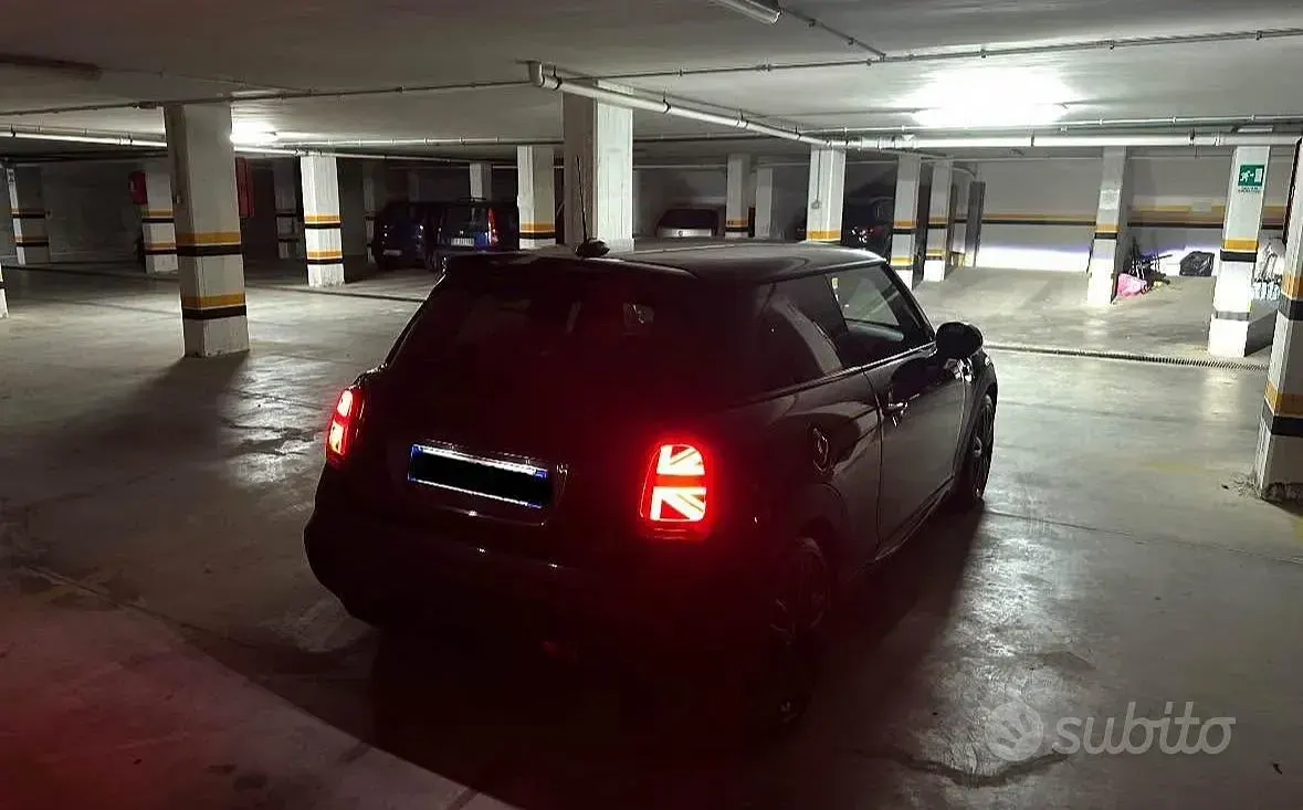 Usata Mini John Cooper Works 170 CV (125 kW) 2019 Nero Utilitaria