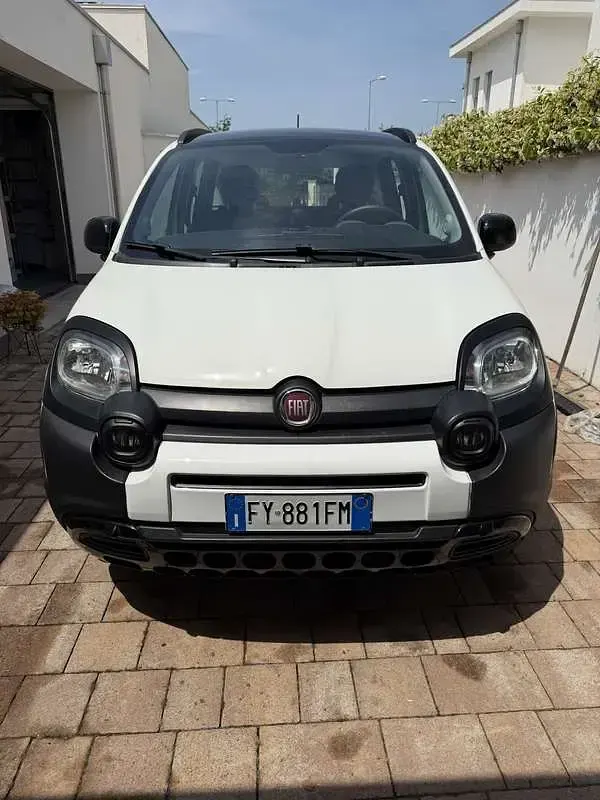 Usata Fiat Panda Connect 69 CV (50 kW) 2020 Utilitaria