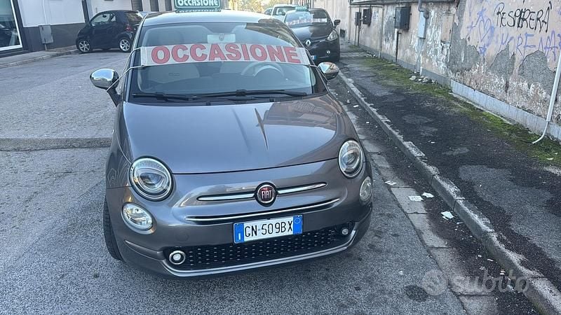 Grigio Usata 2018 Fiat 500 Lounge Tre volumi | 9000 € (Buon prezzo) - Immagine 1/4
