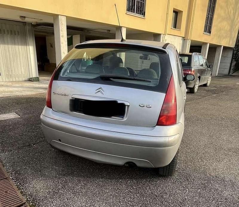 Begagnad Citroën C3 Exclusive 68 HK (50 kW) 2004 Sedan
