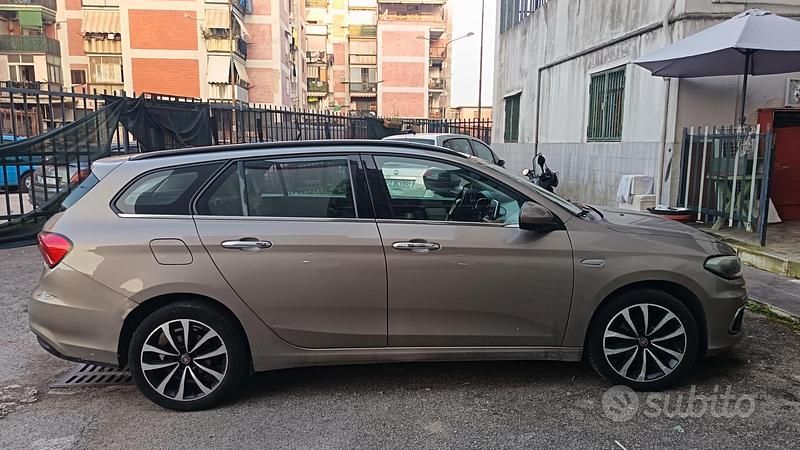 Usata Fiat Tipo 120 CV (88 kW) 2017 Station wagon