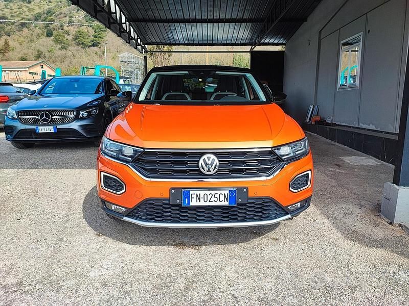 Usata VW T-Roc Advance 149 CV (109 kW) 2018 Arancione SUV
