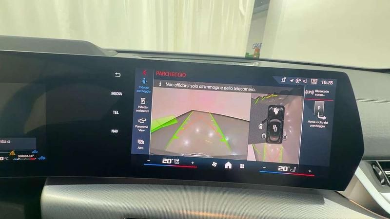 Usata BMW X2 300 CV (220 kW) 2024 Saphirschwarz metallic SUV