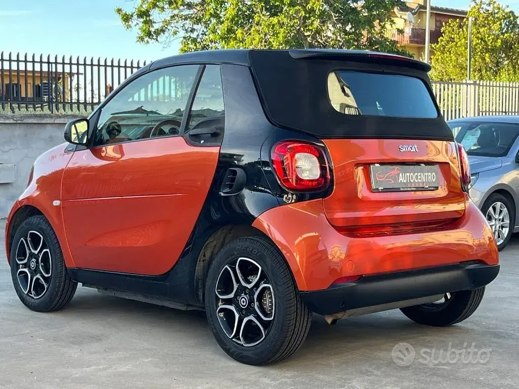 Usata Smart ForTwo Cabrio Passion 71 CV (52 kW) 2018 Arancione Cabrio