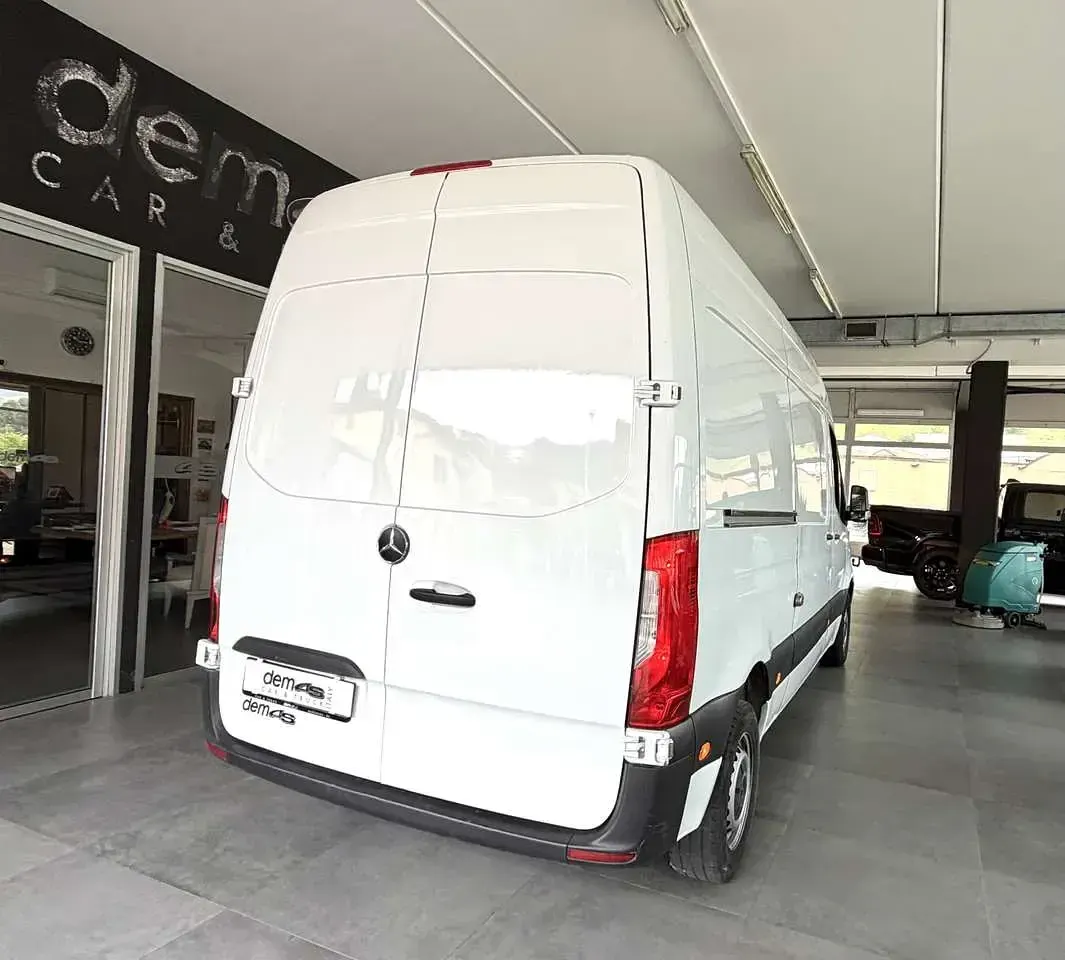 Usata Mercedes Sprinter 114 CV (83 kW) 2023 Bianco Furgone