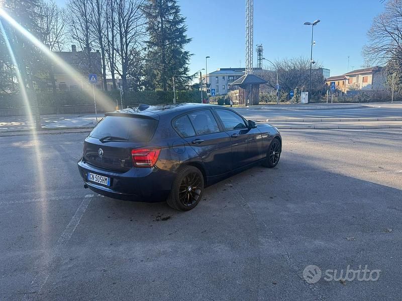 Usata BMW 120 184 CV (135 kW) 2014 Utilitaria