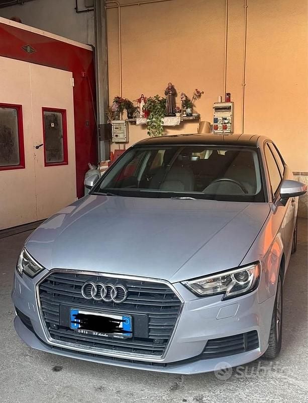 Usata Audi A3 150 CV (110 kW) 2018 Grigio Berlina