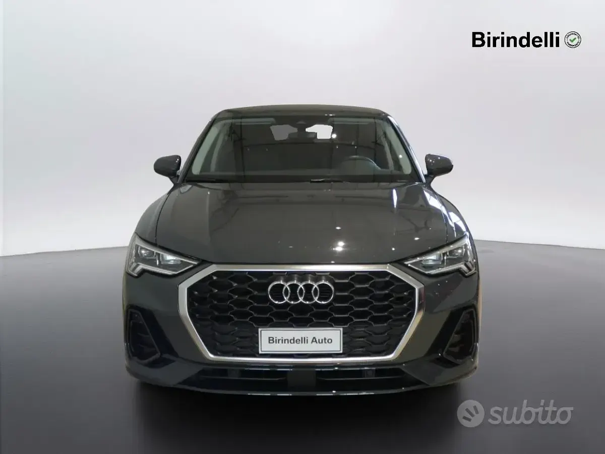 Usata Audi Q3 Business Plus 150 CV (110 kW) 2022 Grigio SUV