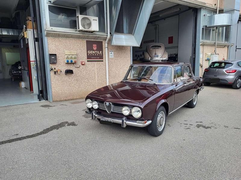 Altri Usata 1968 Alfa Romeo 1750 Tre volumi | 20.800 € - Immagine 1/4