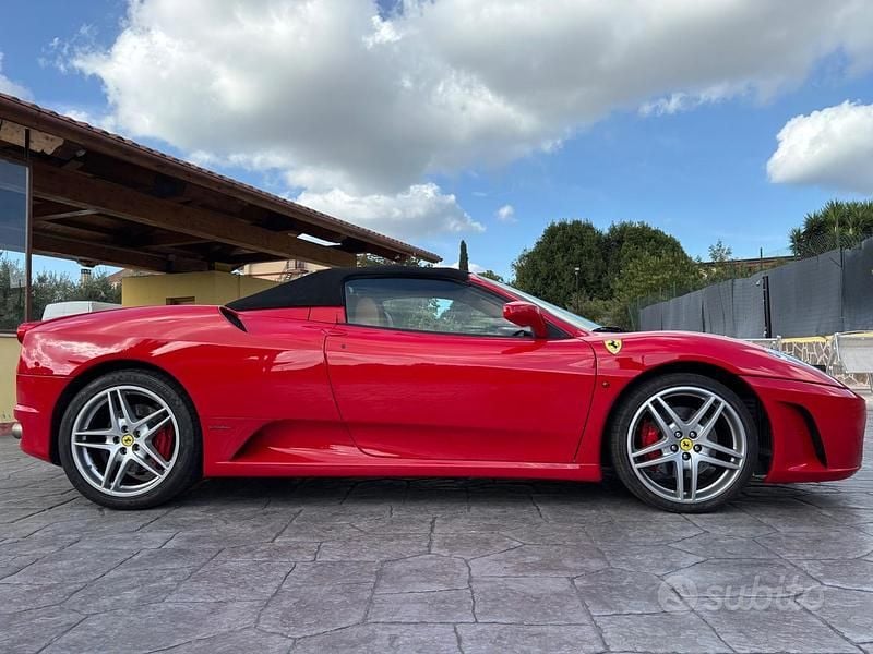 Usata Ferrari F430 490 CV (360 kW) 2007 Rosso Cabrio