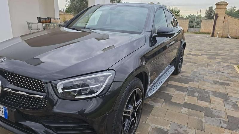 Usata Mercedes GLC300e Edition 194 CV (142 kW) 2021 Grigio Coupé