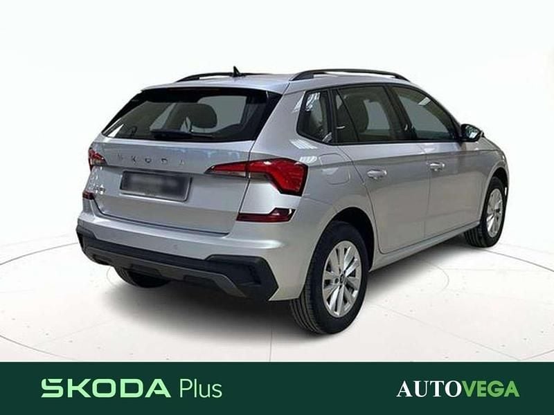 Usata Skoda Kamiq Selection 95 CV (69 kW) 2025 Grigio / pastello SUV