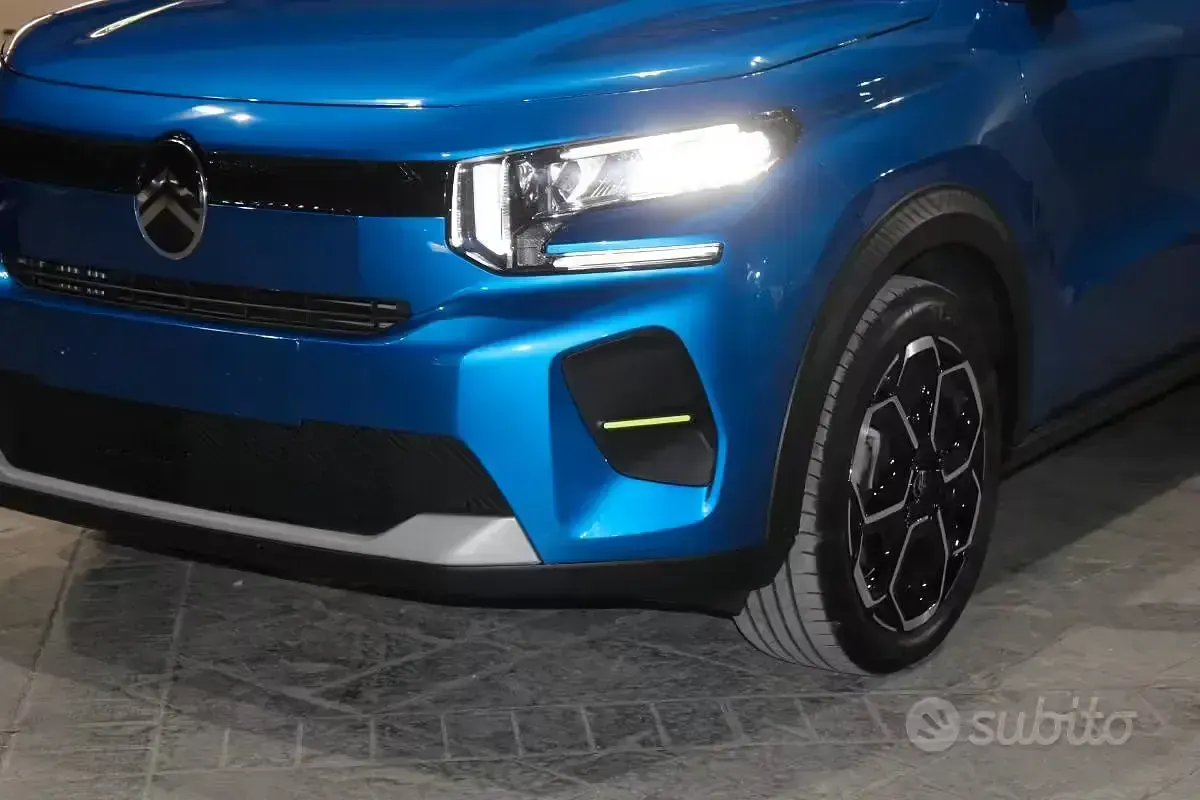 Usata Citroën C3 100 CV (73 kW) 2024 Blu SUV