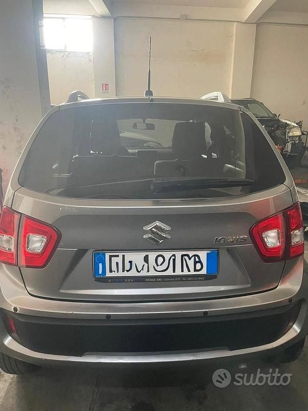 Usata Suzuki Ignis 90 CV (66 kW) 2016 Grigio SUV