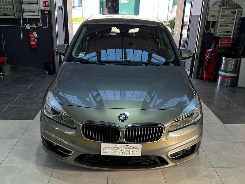 Usata BMW 218 150 CV (110 kW) 2015 Bronzo Monovolume