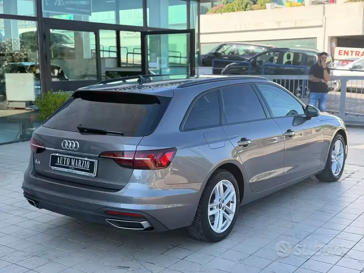 Usata Audi A4 Advanced Plus 136 CV (100 kW) 2022 Grigio Station wagon