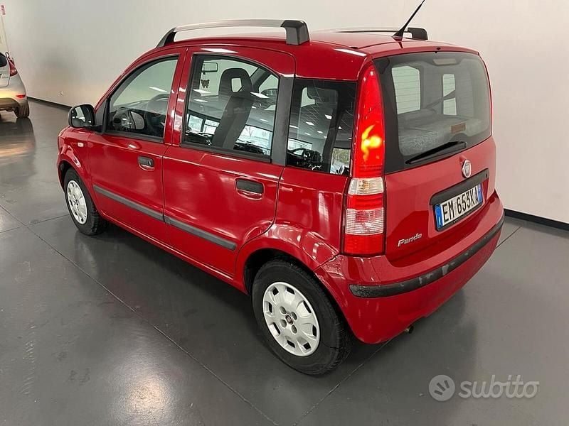 Usata Fiat Panda 69 CV (50 kW) 2012 Rosso Utilitaria