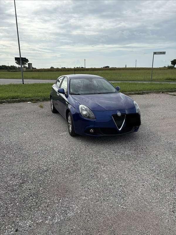 Usata Alfa Romeo Giulietta Business 150 CV (110 kW) 2017 Utilitaria
