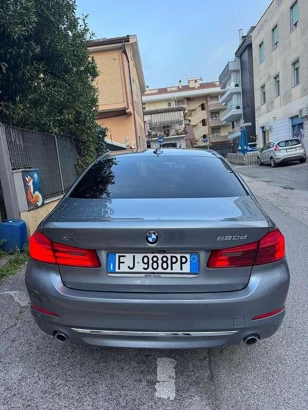 Occasion BMW 520 Luxury Line 190 ch (139 kW) 2018 Gris Berline