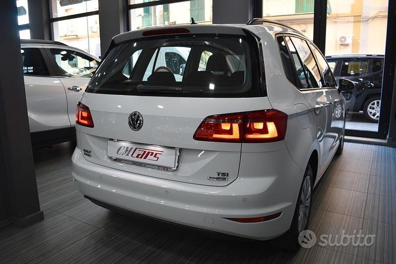 Usata VW Golf Sportsvan Trendline 87 CV (63 kW) 2016 Bianco Monovolume