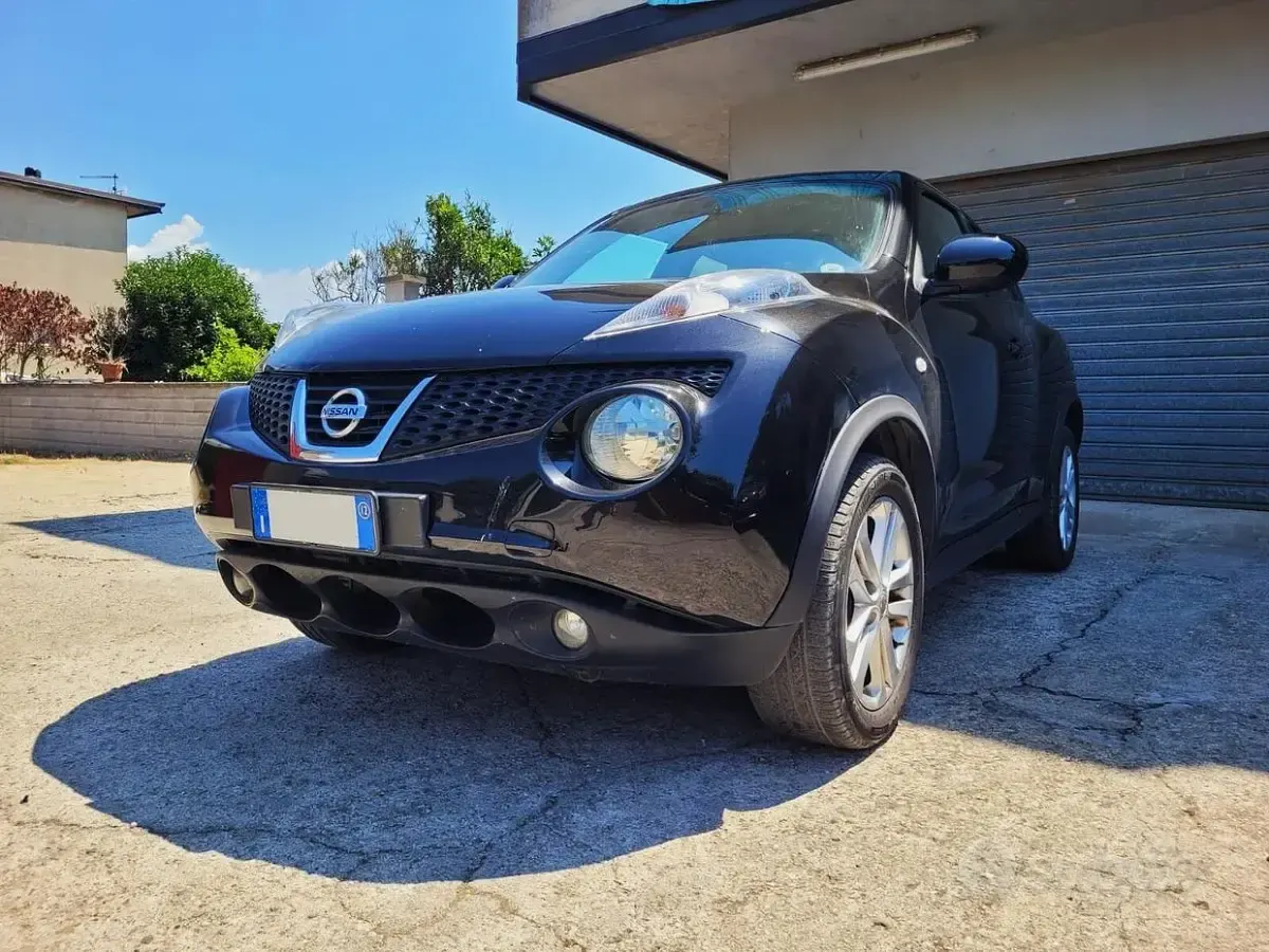 Usata Nissan Juke Acenta Premium 110 CV (80 kW) 2012 Nero SUV