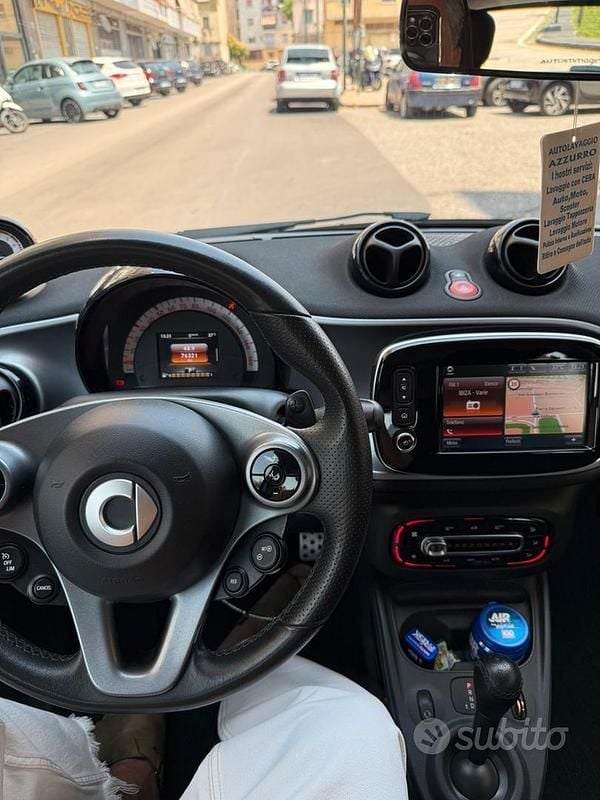 Usata 2019 Smart ForFour Brabus Utilitaria | 14.900 € (Cara) - Immagine 1/4