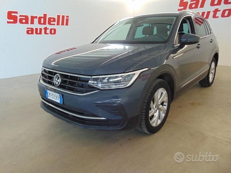 Usata VW Tiguan Life 150 CV (110 kW) 2022 Grigio SUV