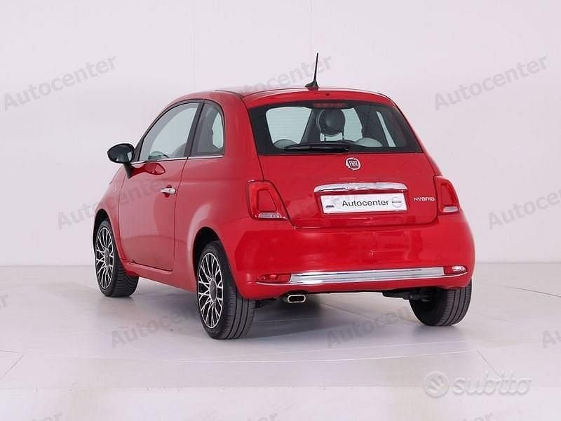 Usata Fiat 500 Dolcevita 70 CV (51 kW) 2022 Rosso Berlina
