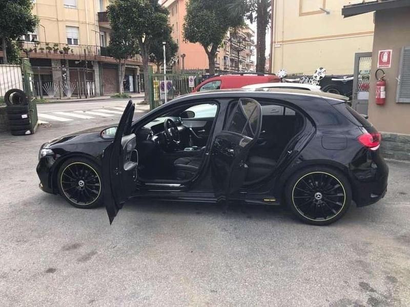 Usata Mercedes A180 Premium 136 CV (100 kW) 2019 Nero Berlina