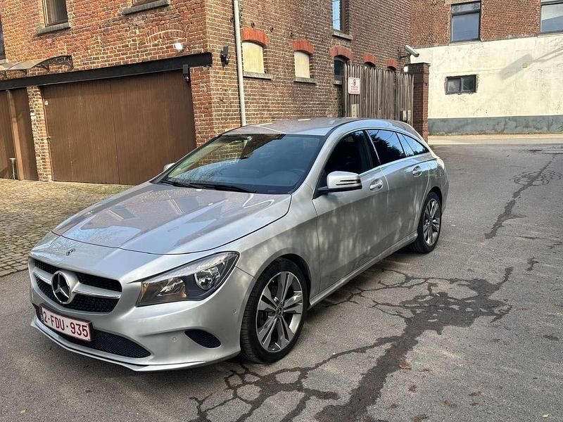 Usata Mercedes CLA180 Shooting Brake 109 CV (80 kW) 2018 Other Station wagon