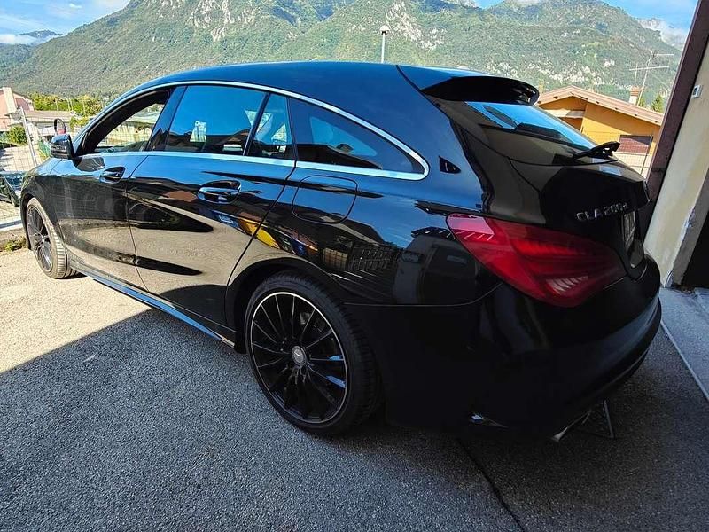 Usata Mercedes CLA200 136 CV (100 kW) 2016 Nero Station wagon