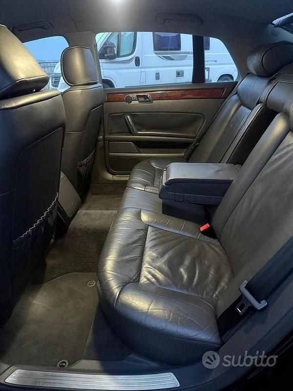 Occasion VW Phaeton 313 PK (230 kW) 2004 Zwart Sedan