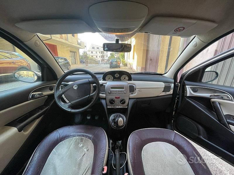 Usata Lancia Ypsilon 90 CV (66 kW) 2007 Utilitaria