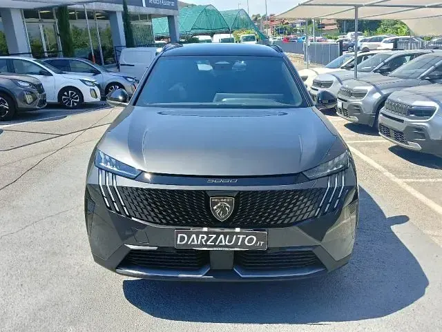 Usata Peugeot 5008 GT 136 CV (100 kW) 2025 Grigio titanium t. nero metallizzato SUV