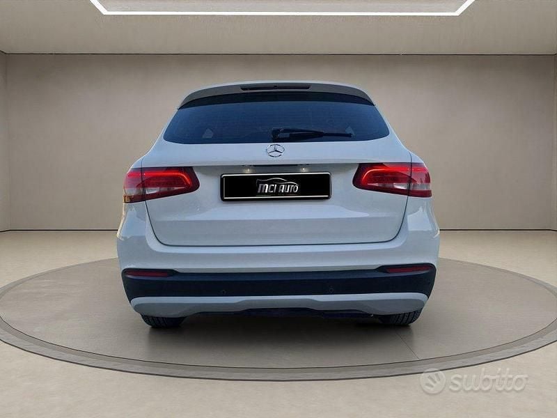 Usata Mercedes GLC220 169 CV (124 kW) 2018 Bianco SUV